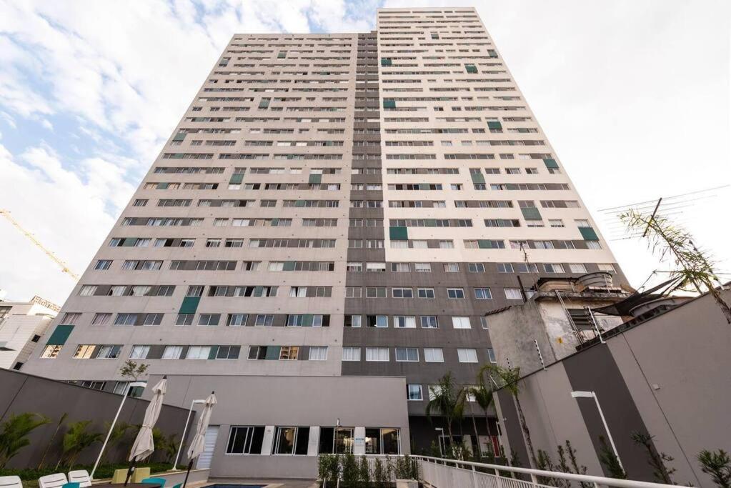 Apto C/ 2 Quartos A 100m Do Metro Belem C/ Piscina Apartamento São Paulo